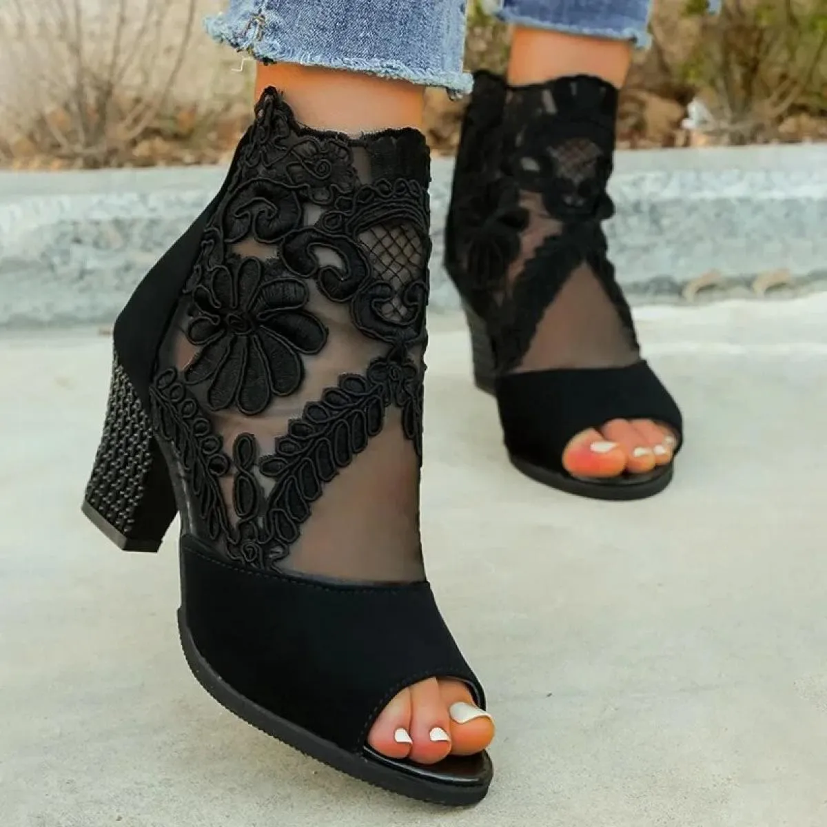 2023 New Fish Mouth Mesh Stivali estivi da donna Nero Zipper Mesh Design di marca Scarpe femminili Stivaletti alla caviglia Size