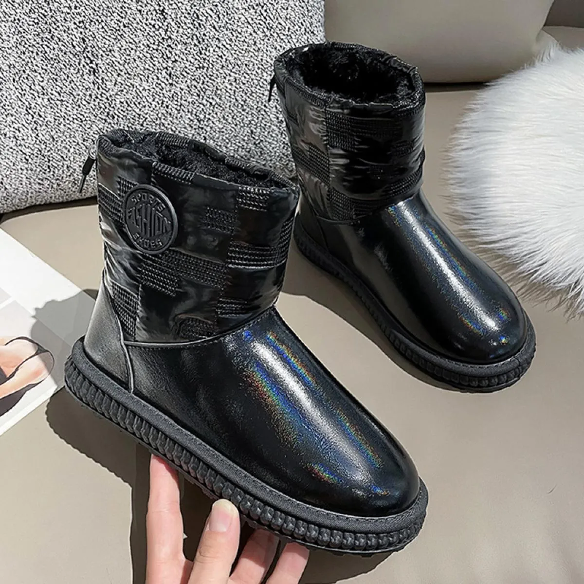 2023 nuove donne scarpe basse stivali Chelsea in pelliccia piattaforma stivali da neve alla caviglia in peluche inverno designer