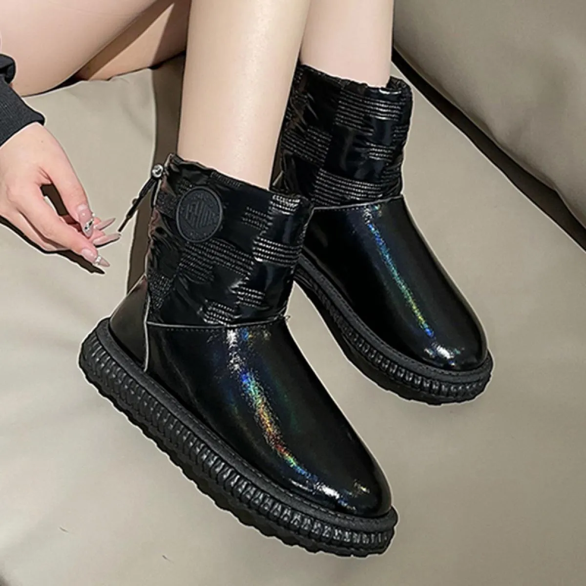 2023 nuove donne scarpe basse stivali Chelsea in pelliccia piattaforma stivali da neve alla caviglia in peluche inverno designer