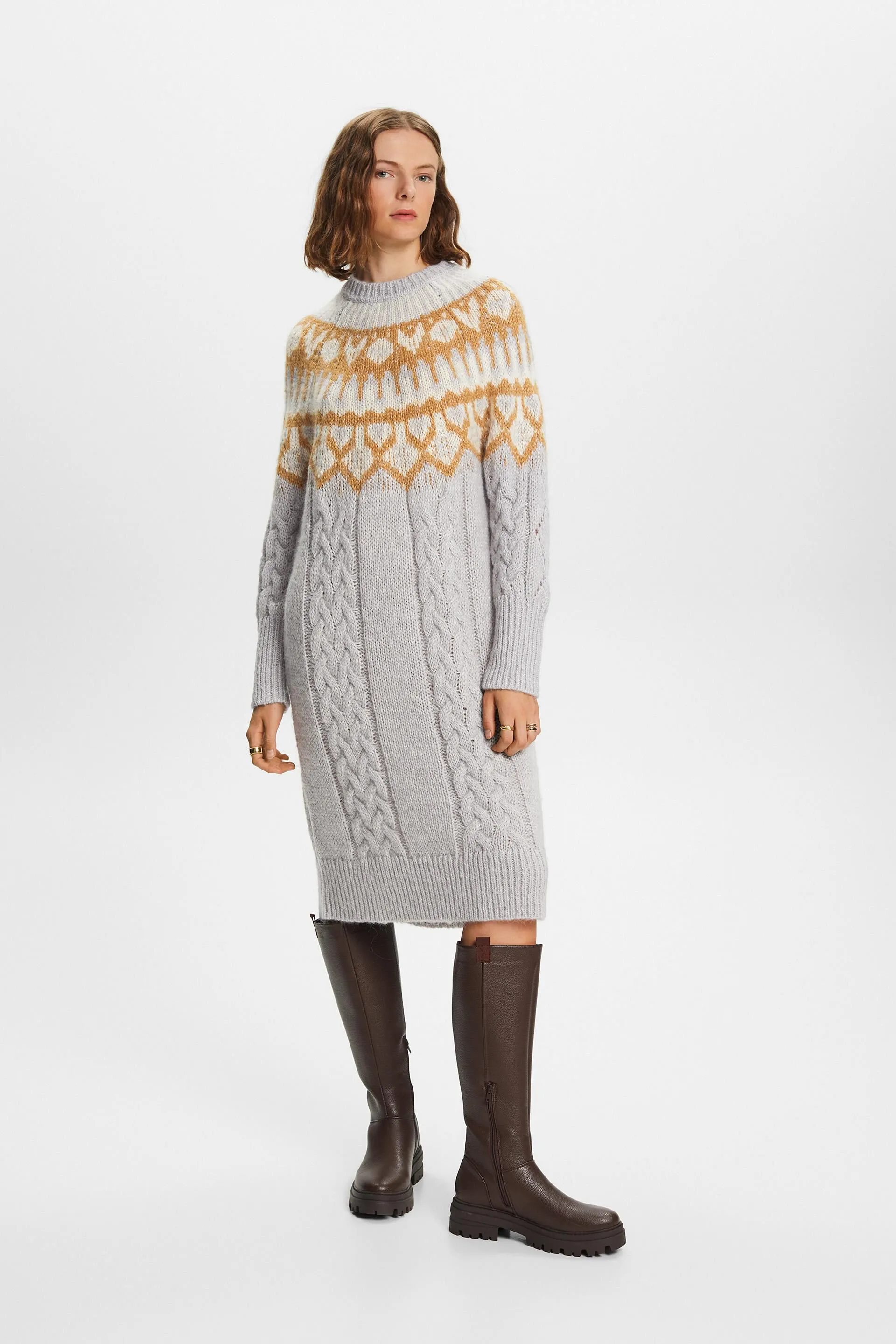 Abito a pullover in maglia intrecciata