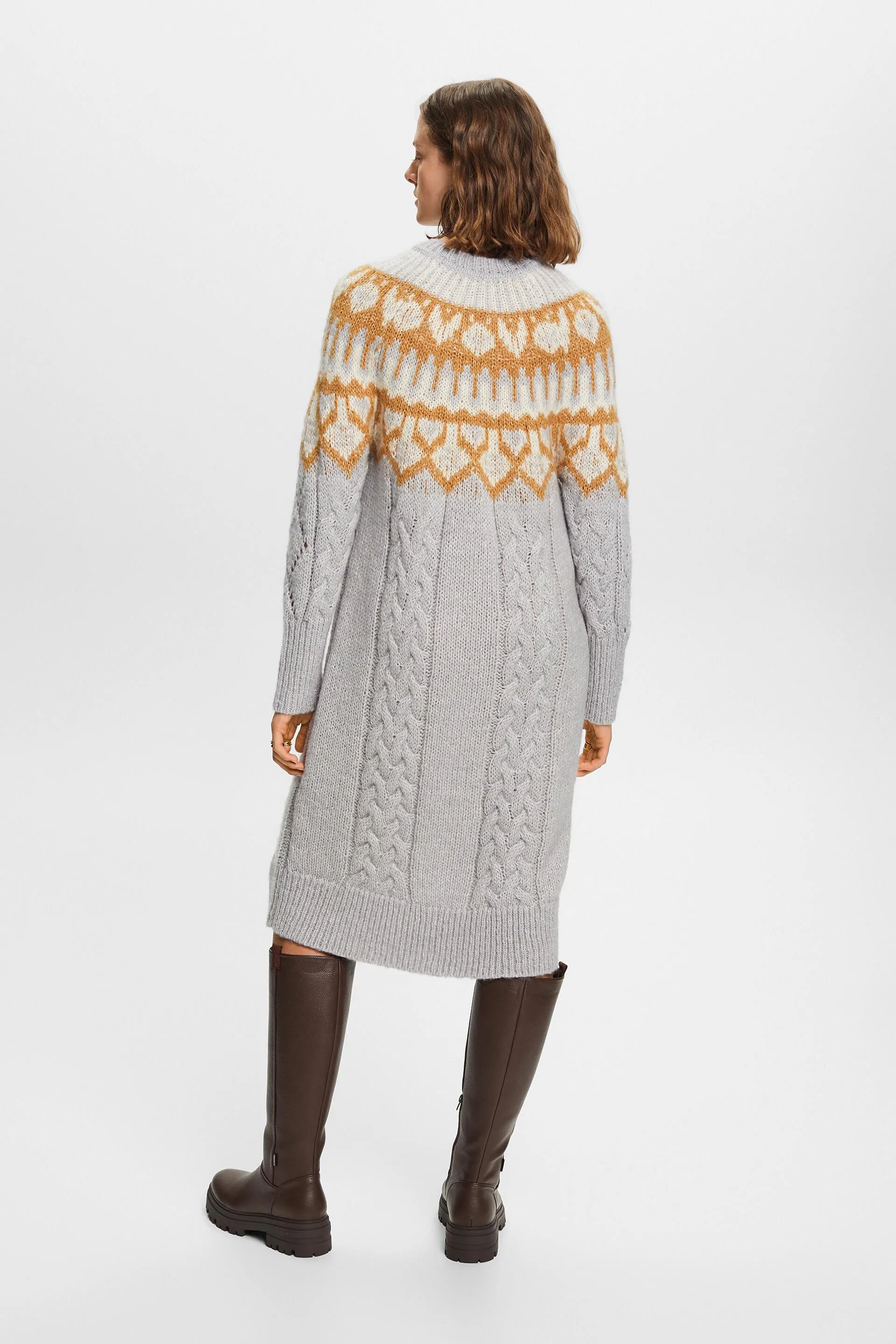 Abito a pullover in maglia intrecciata