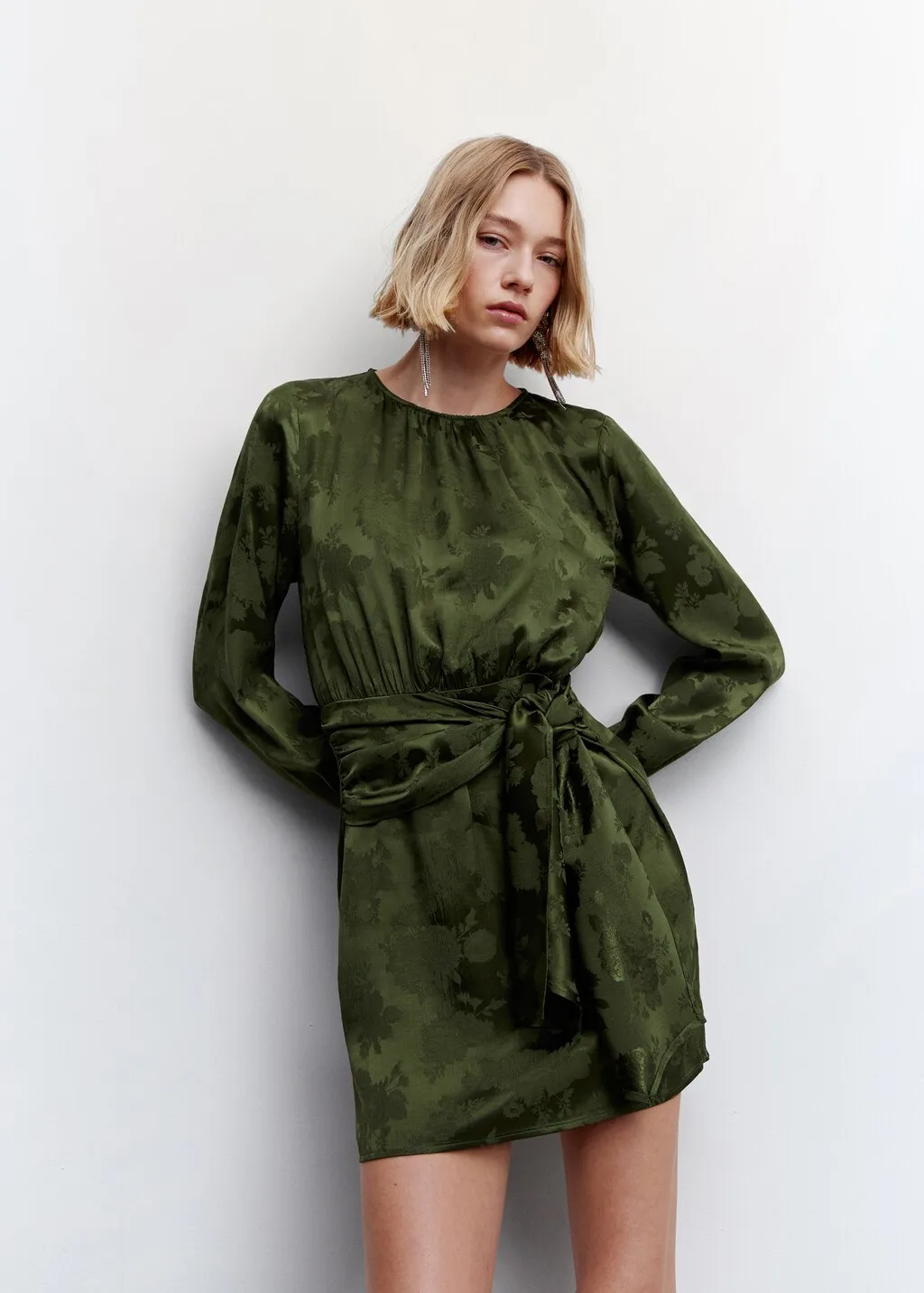 Abito jacquard nodo