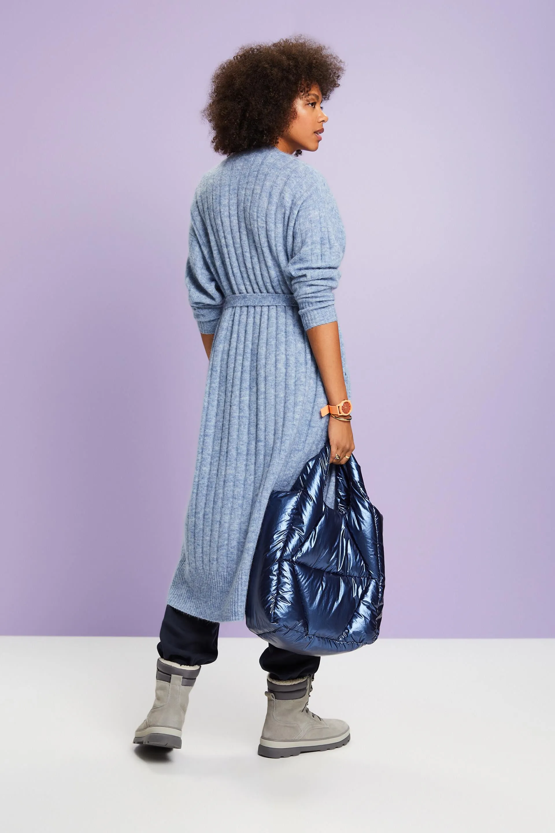Cardigan lungo in maglia a coste con cintura