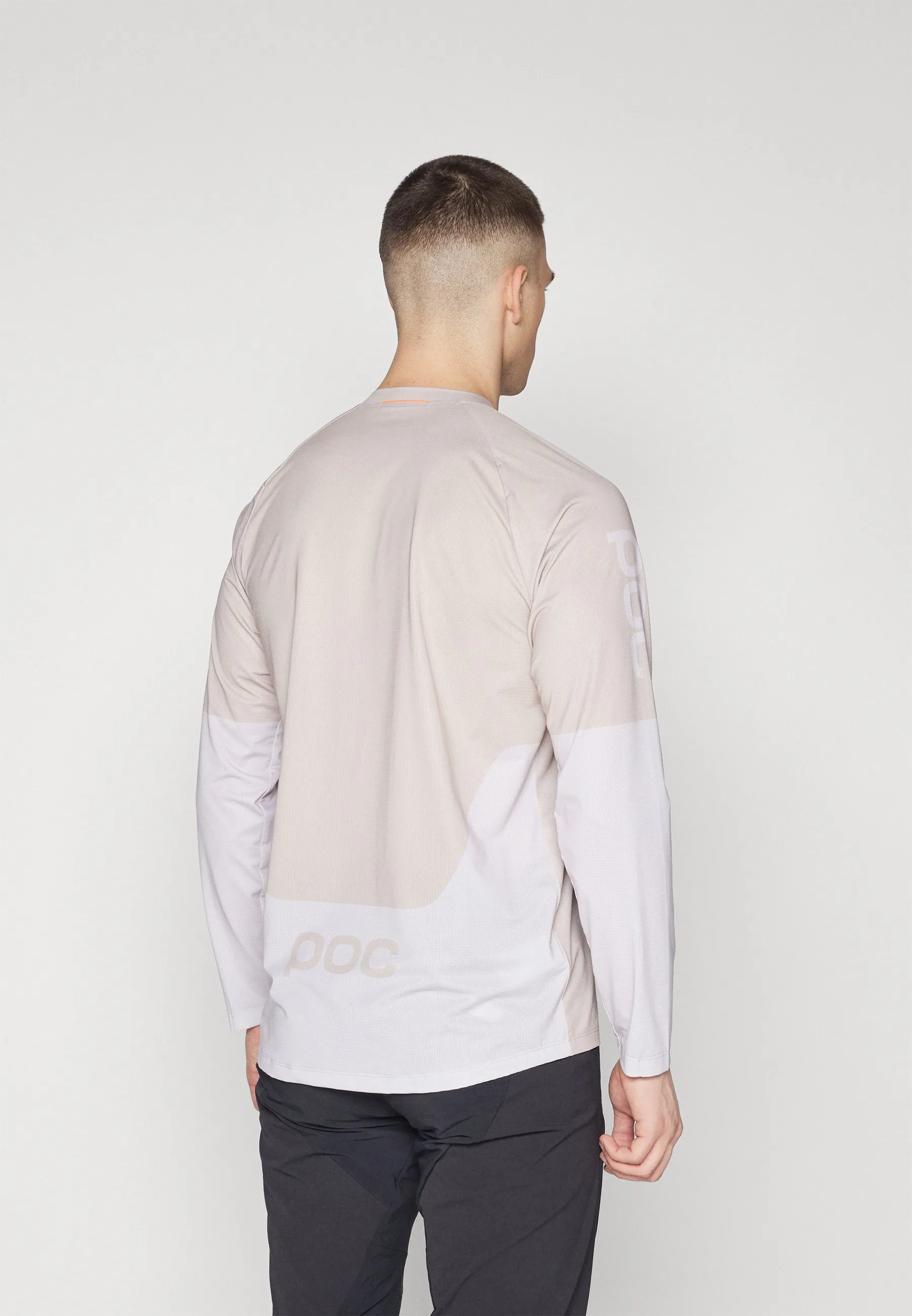 ESSENTIAL - Maglietta a manica lunga