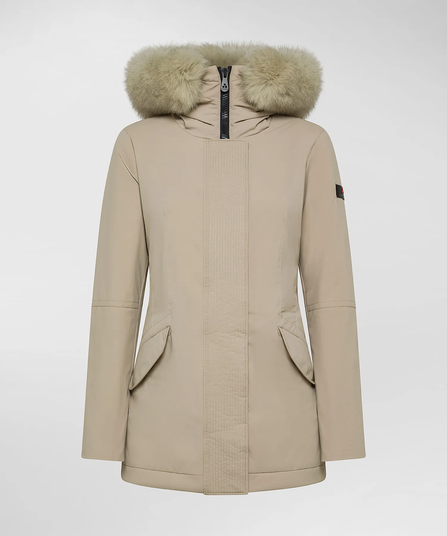 Giacca slim con pelliccia in tono colore