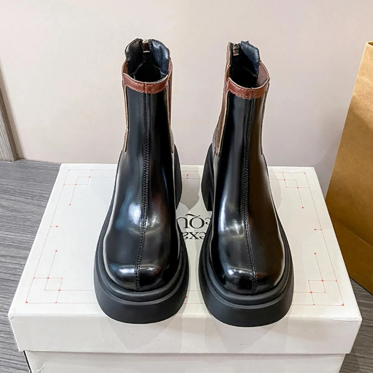 Inverno Nuova Tendenza Tacchi Medi Scarpe Chunky Stivali Da Moto 2023 Delle Donne Della Piattaforma Stivali Chelsea Cerniera Gla