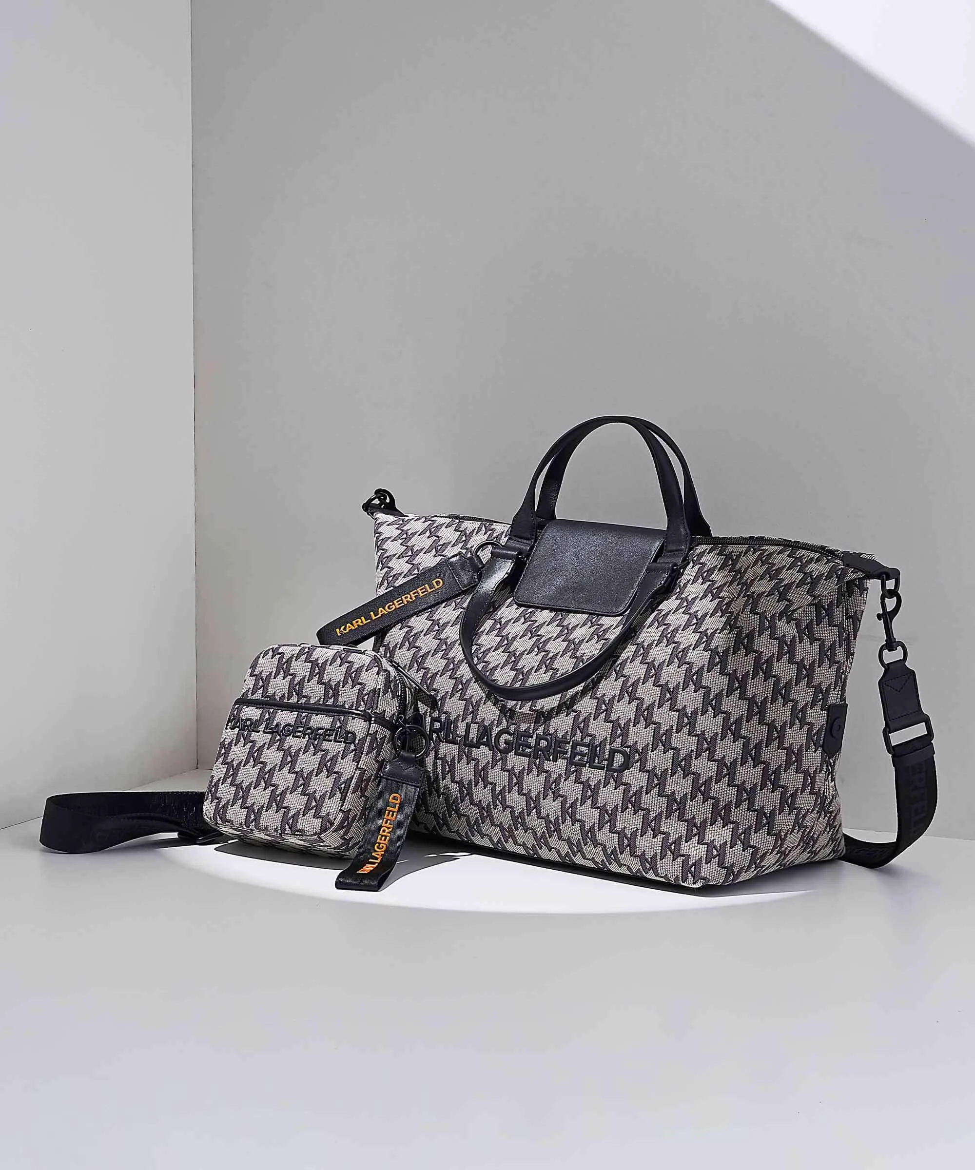  Karl Lagerfeld K/Monogram Borsone da weekend beige/grigio 43 cm  