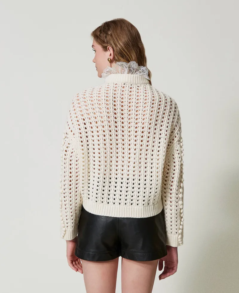 Maglia in misto lana con mix di punti