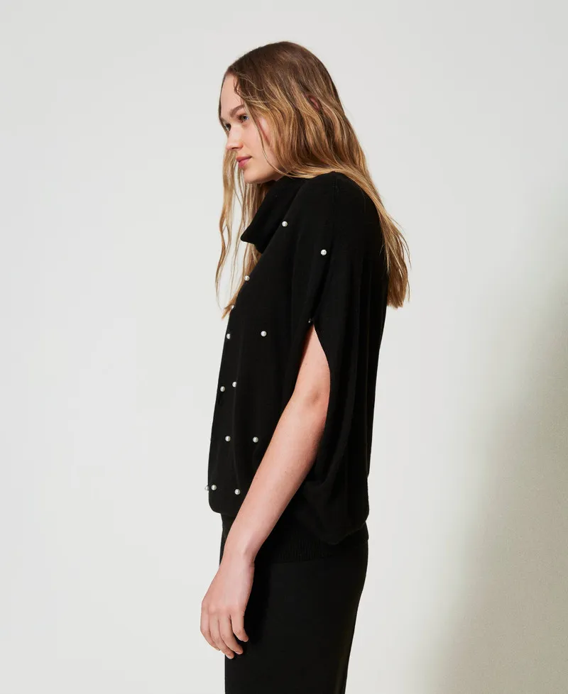 Maglia in misto lana con ricamo di perle