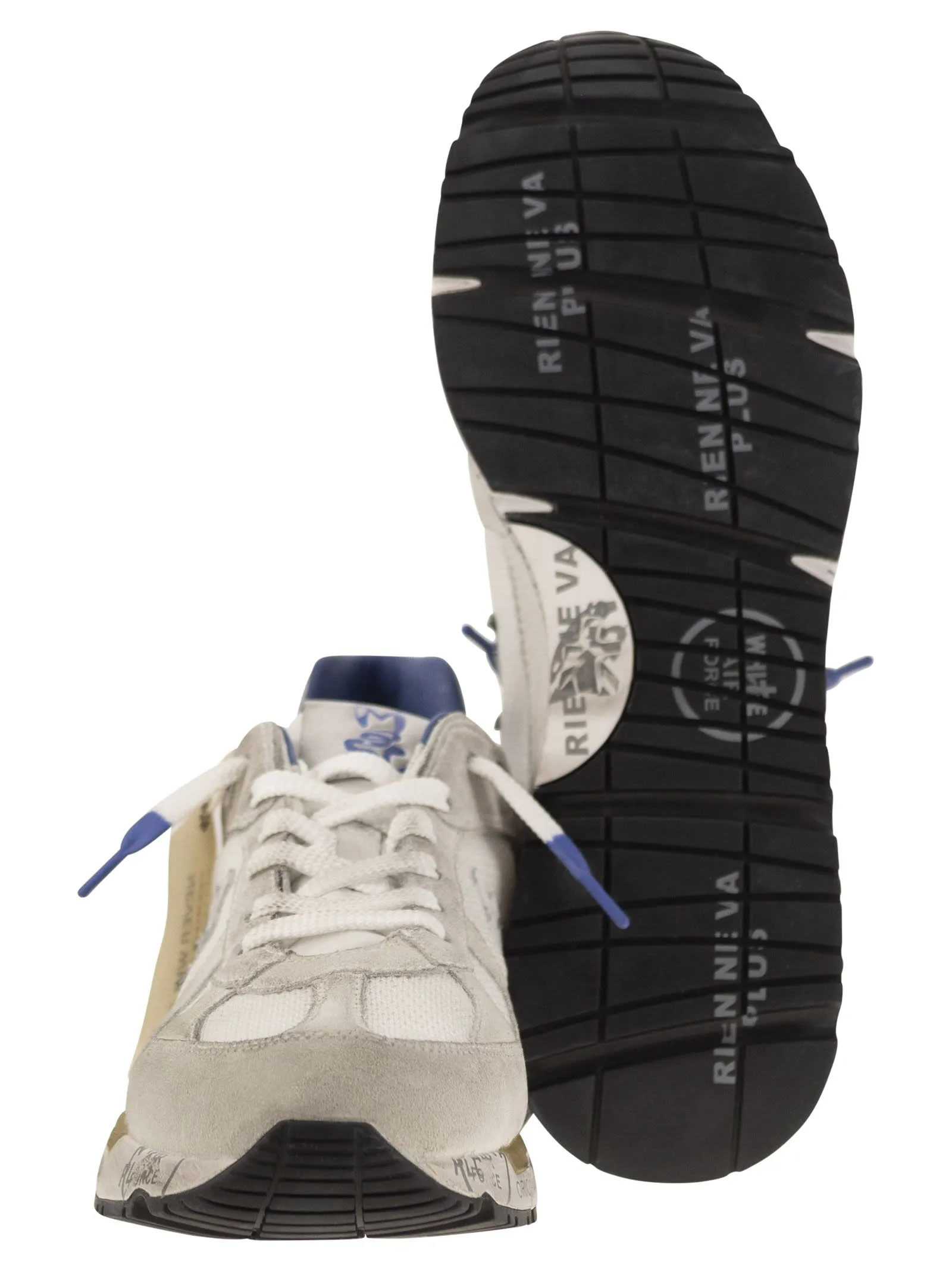 MASE – Sneakers