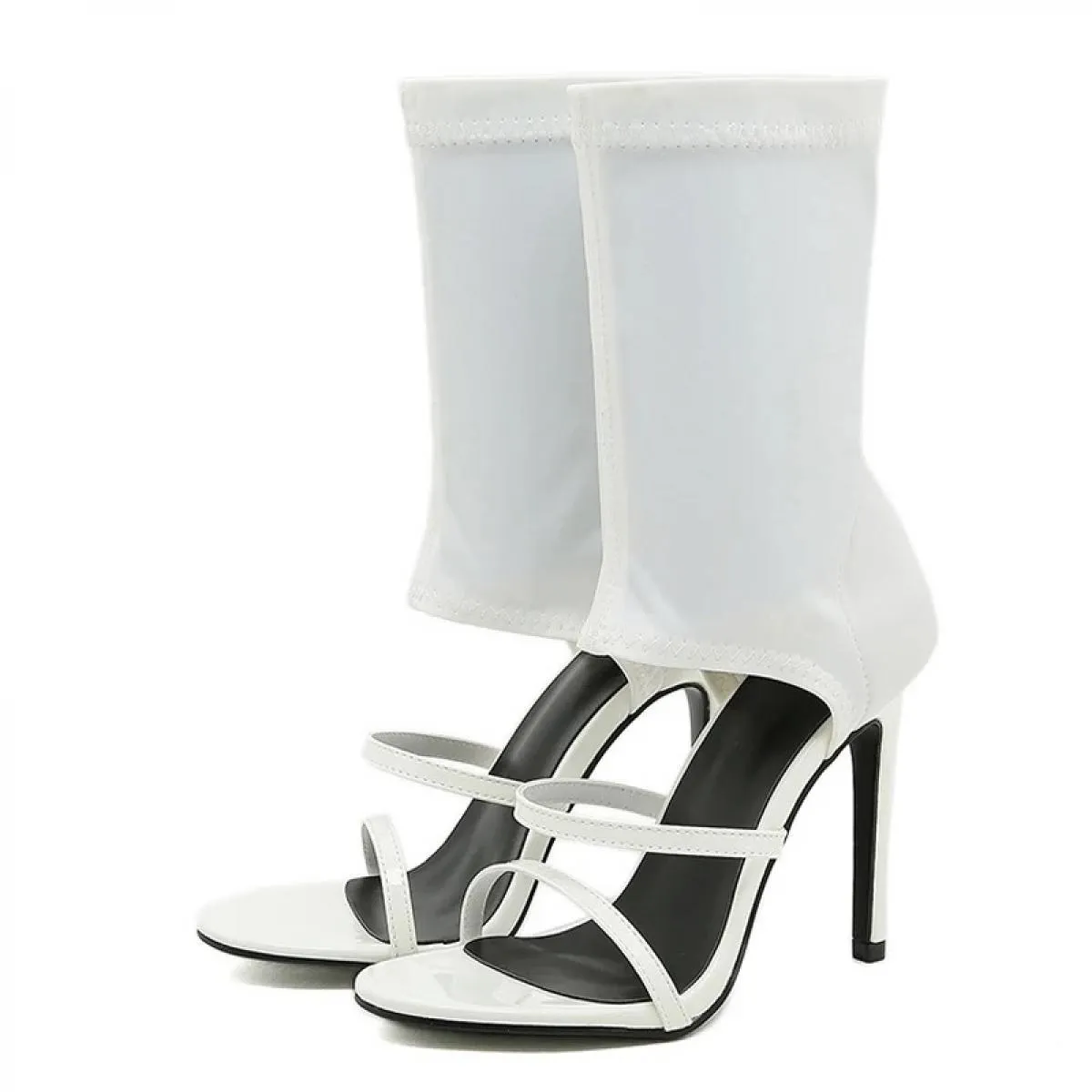 Nuovo design alla moda estiva Open Toe slip-on stivali elastici sandali donna bianco cut-out sottili tacchi alti stivaletti alla