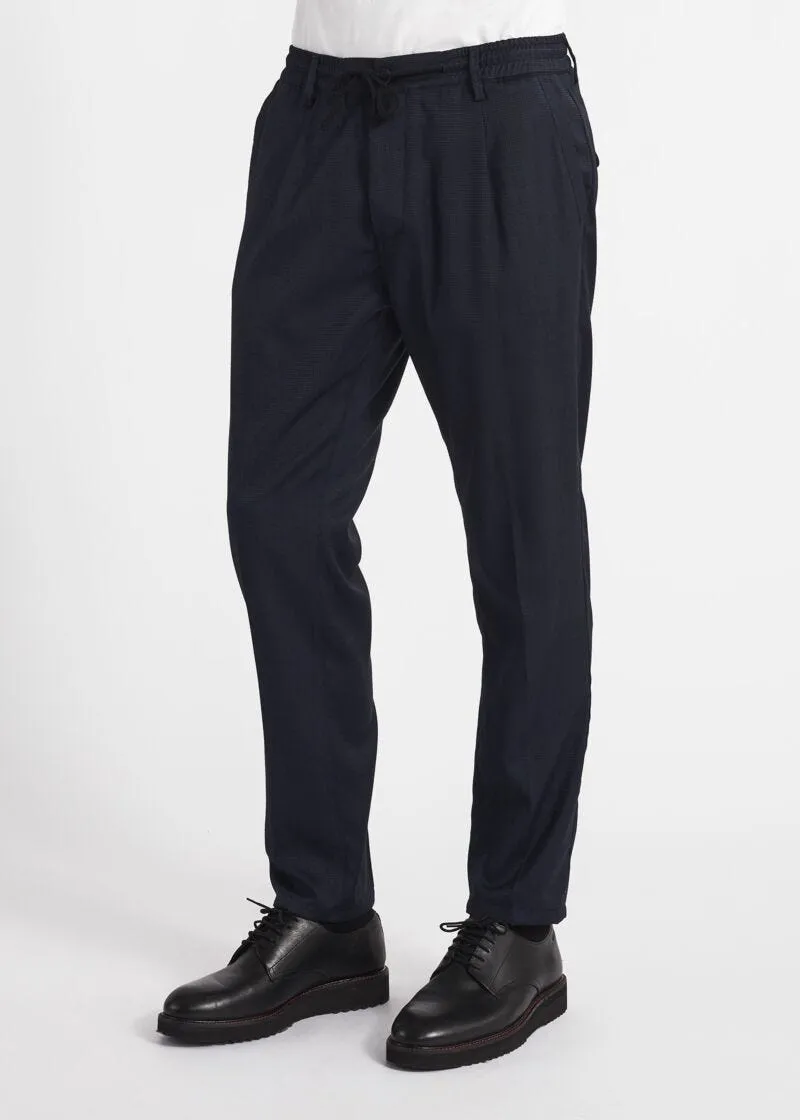 Pantaloni chino con coulisse