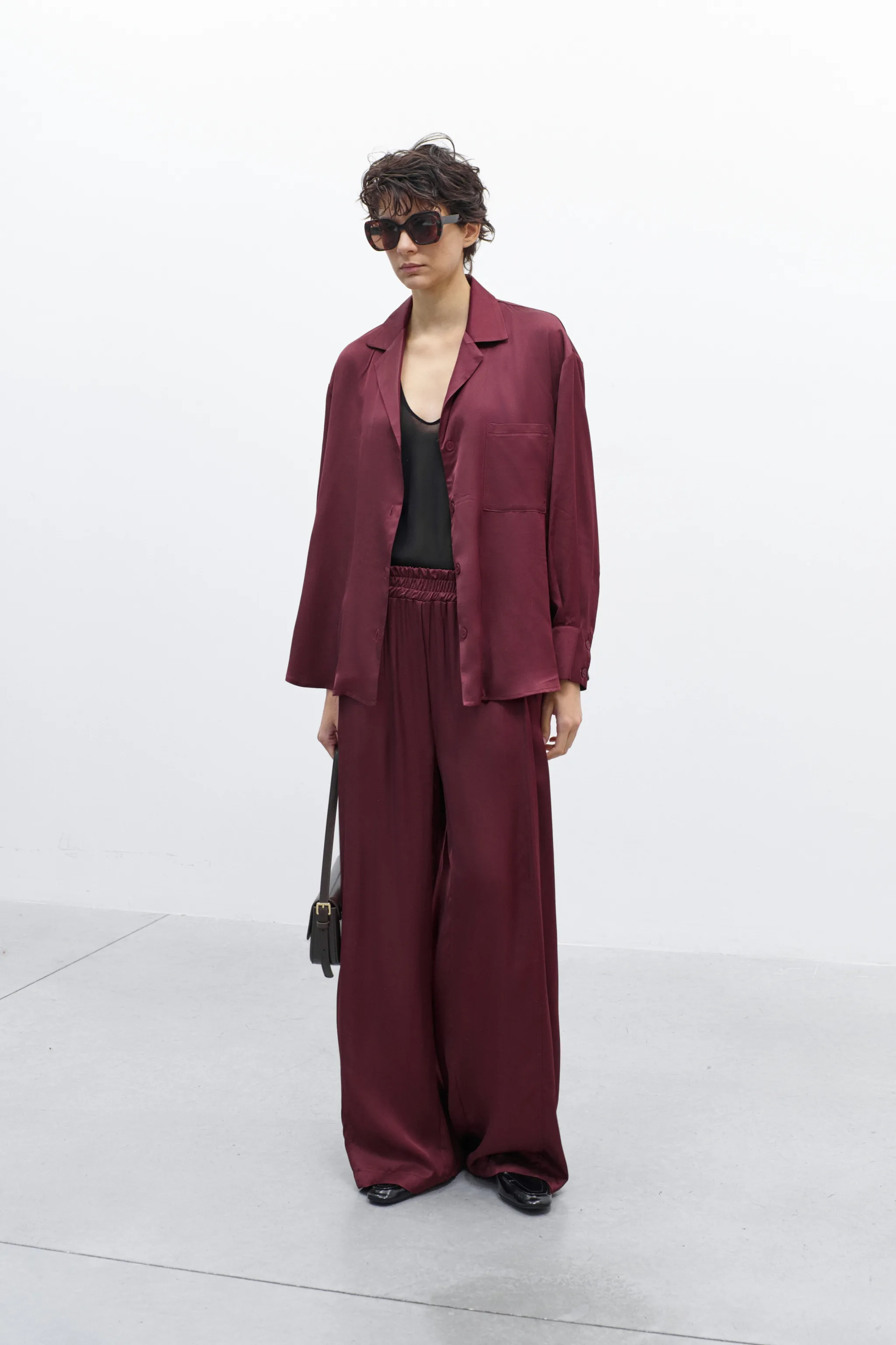 PANTALONI SATINATI