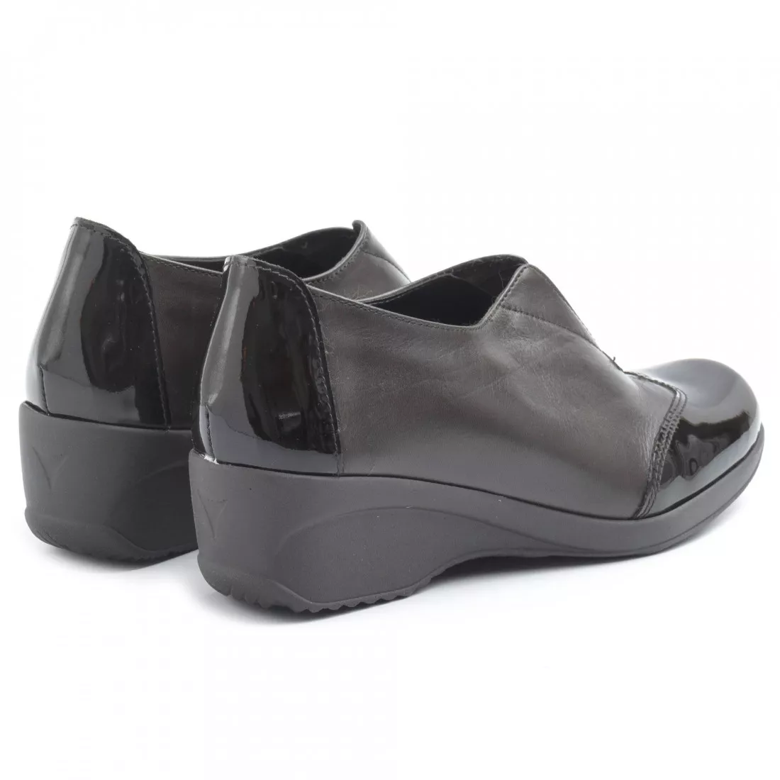 Slip on Cinzia Soft marrone in pelle con elastico