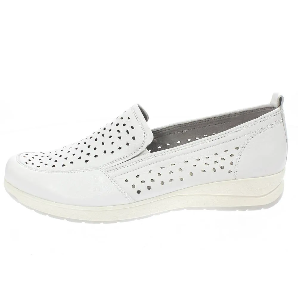 Slip On in Pelle con zeppetta