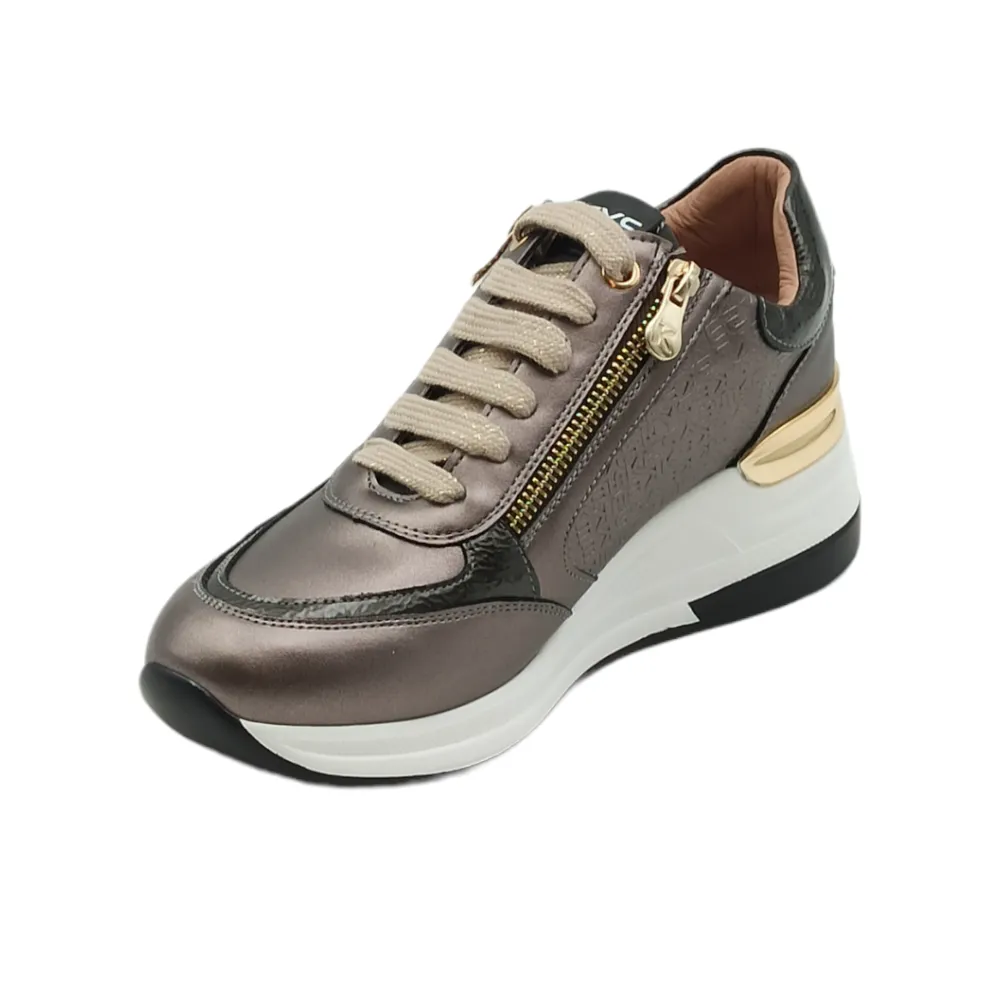 Sneaker donna in ecopelle con zeppa Keys 6826 TAUPE