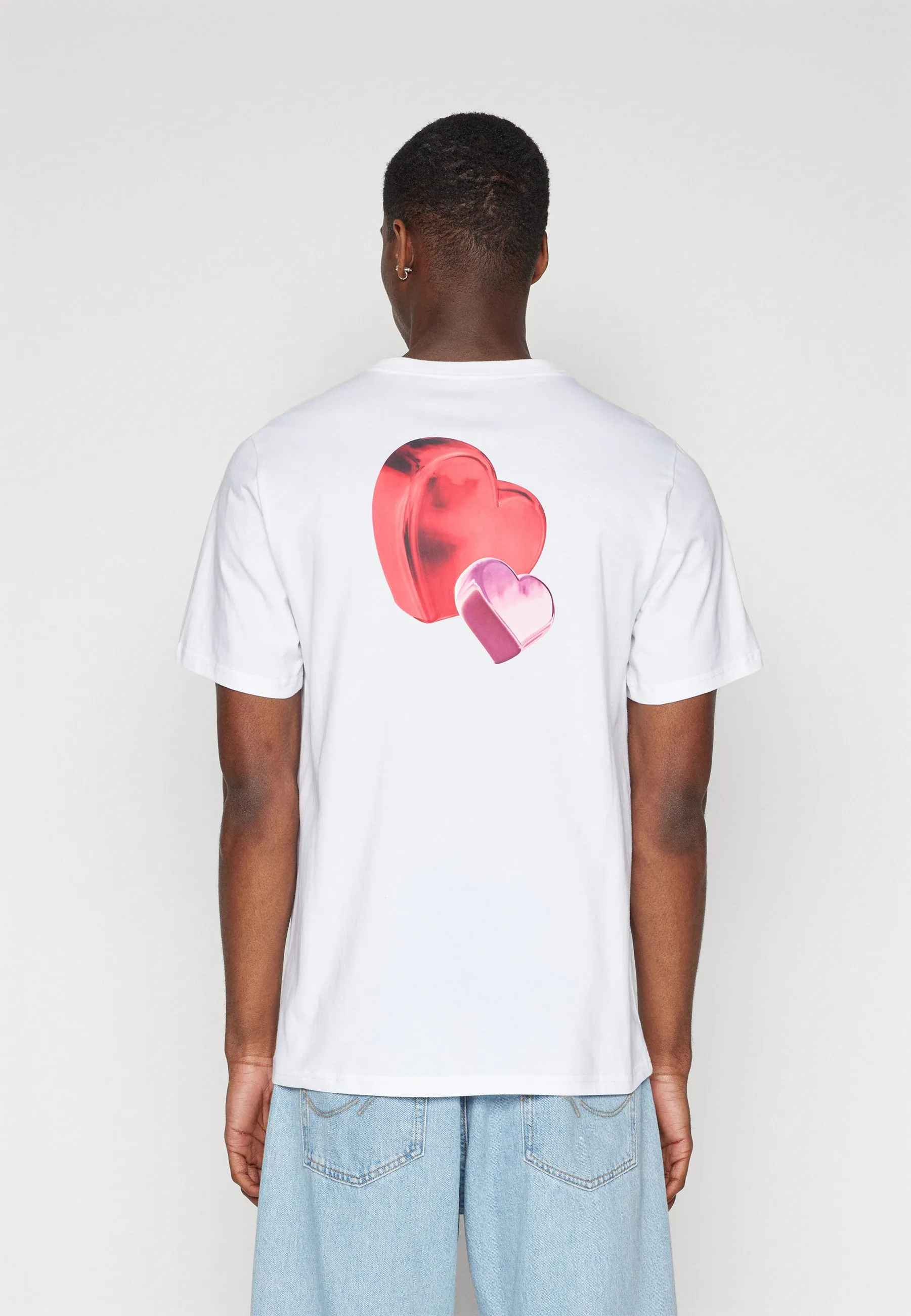 STANDARD FIT TEE UNISEX - T-shirt con stampa