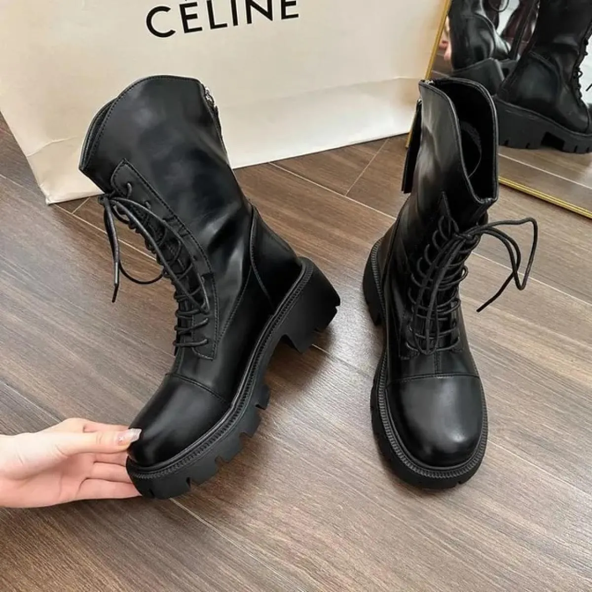 Stivaletti autunnali Scarpe da donna Moda Stringate con fondo spesso Scarpe da donna da strada nere con plateau e punta tonda