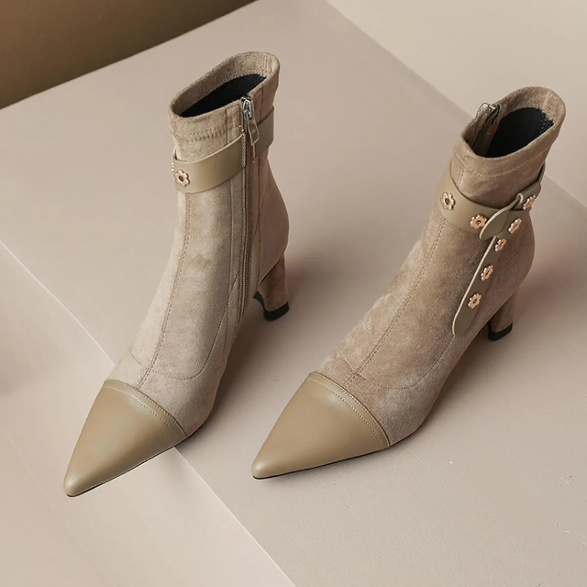 Stivaletti da donna Autunno Inverno Punta a punta Tacchi alti Scarpe in pelle scamosciata di mucca Donna Festa da ufficio Donna