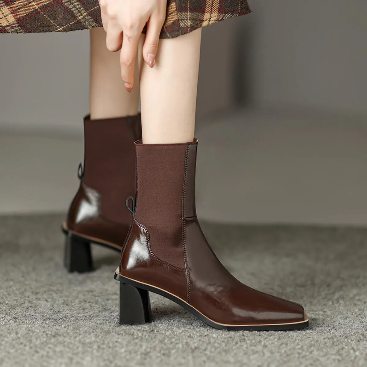 Stivaletti da donna casual da ufficio autunno inverno fascia elastica in vera pelle spessa scarpe con tacco alto donna vintage c