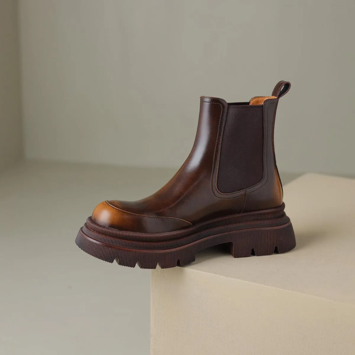 Stivaletti da donna con plateau per il tempo libero Autunno Inverno Popolare Punta tonda Scarpe basic in vera pelle Donna Casual