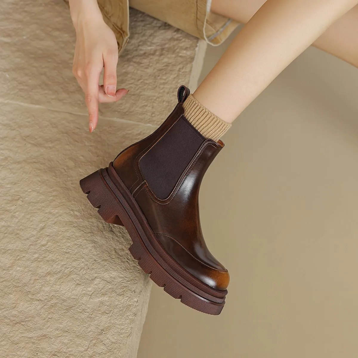 Stivaletti da donna con plateau per il tempo libero Autunno Inverno Popolare Punta tonda Scarpe basic in vera pelle Donna Casual