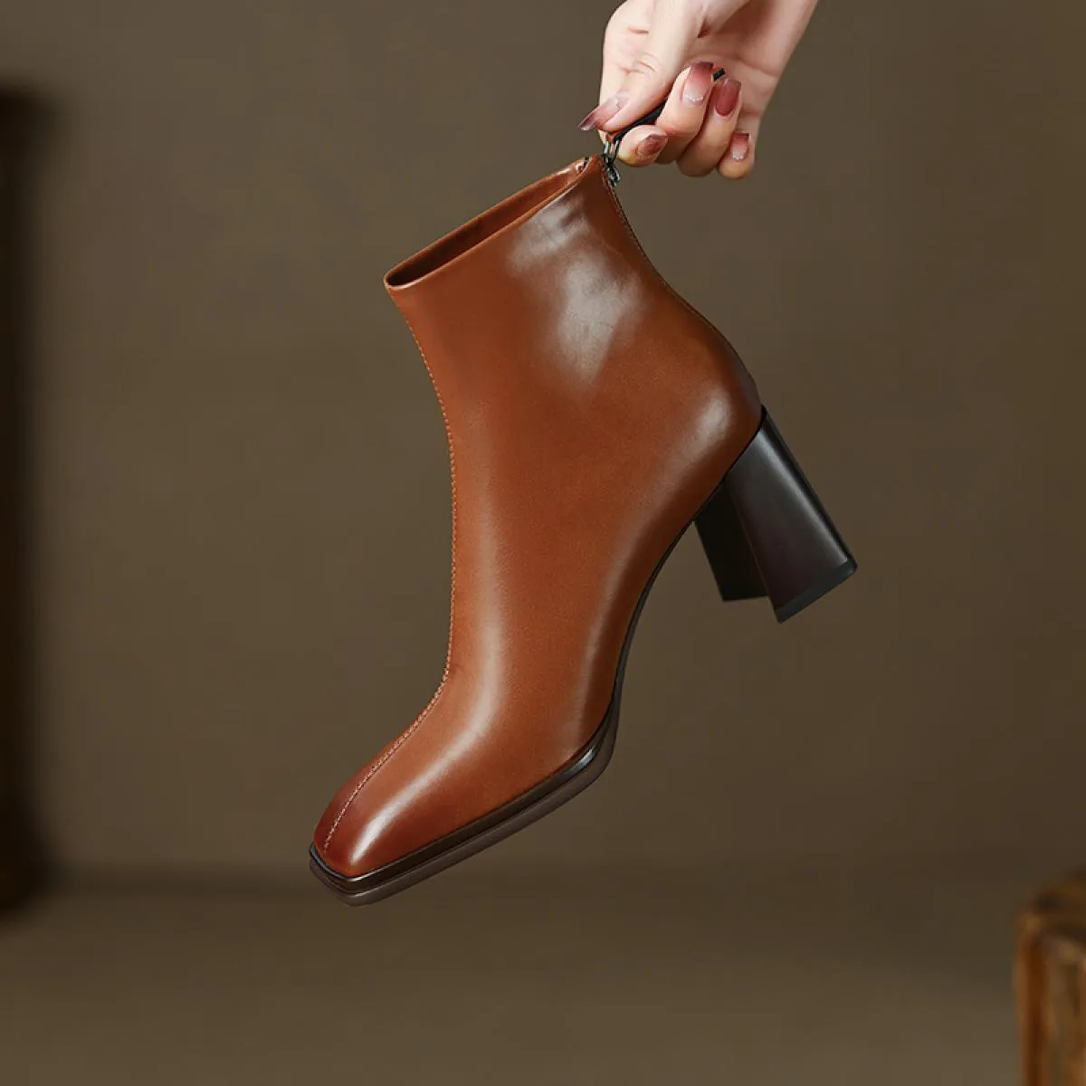 Stivaletti da donna in vera pelle nuova cerniera posteriore punta quadrata scarpe con tacco alto 2022 autunno inverno pompe da d