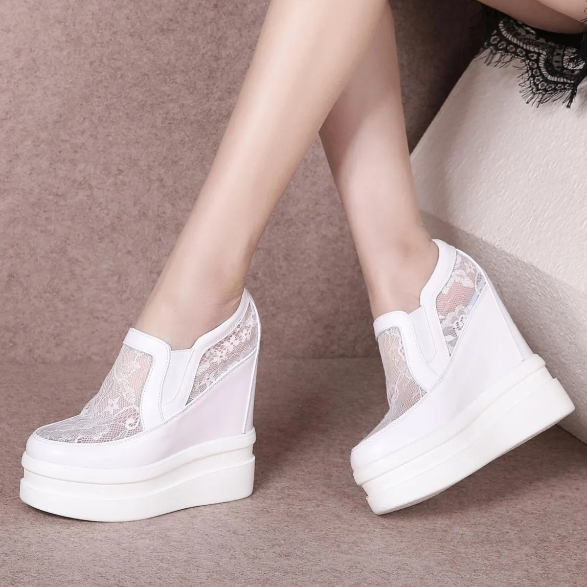 Stivaletti in pizzo a rete estiva di grandi dimensioni Nero Bianco Donna Punta tonda chiusa Scarpe con suola spessa Zeppe casual