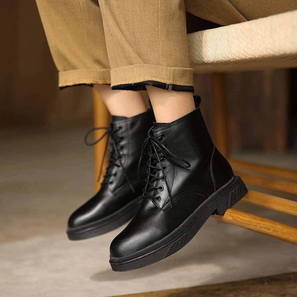 Stivali con punta tonda incrociati per donna Stivaletti con tacco basso in vera pelle 2024 scarpe Basic nuovo arrivo invernale d