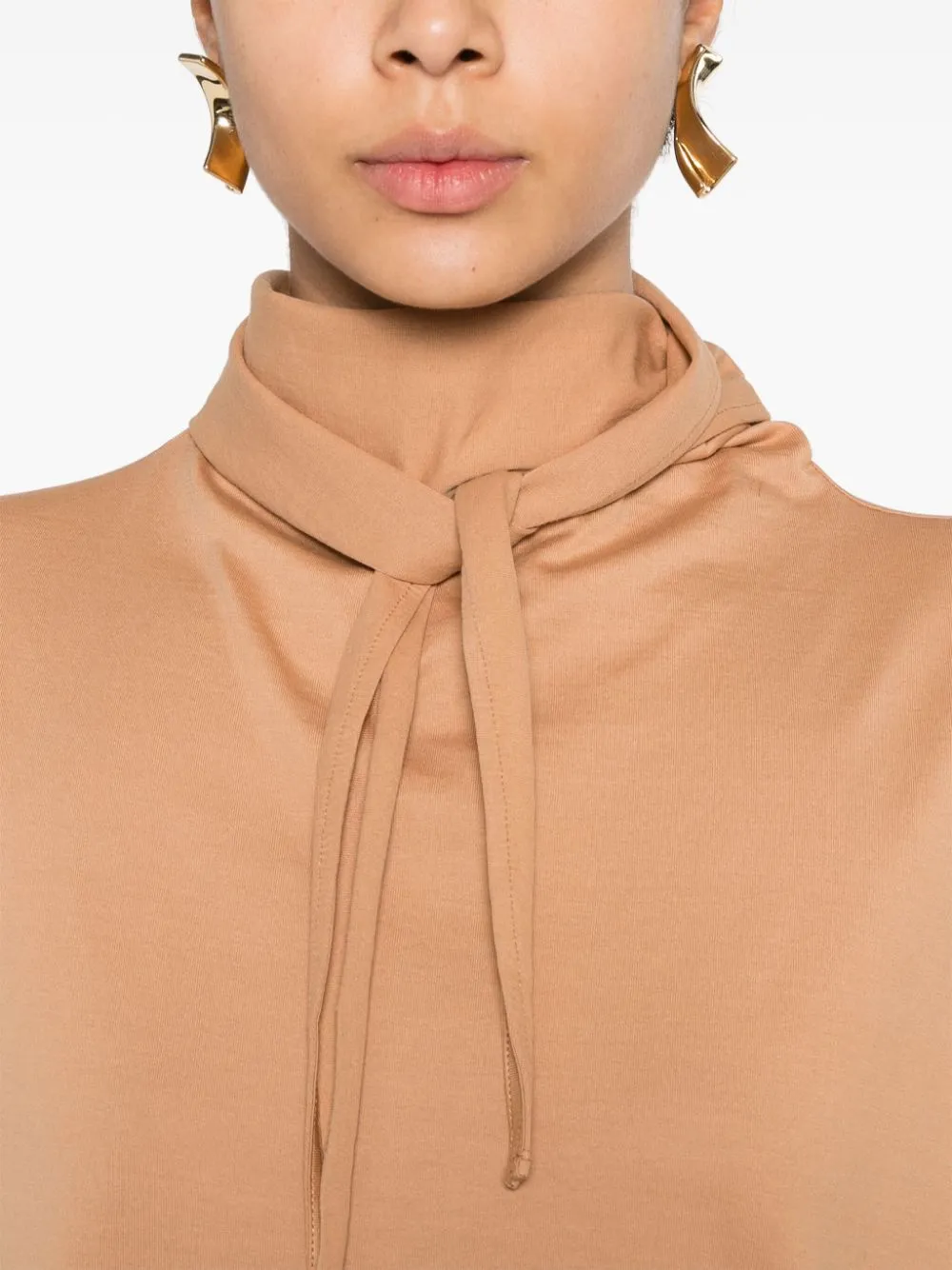 T-shirt a collo alto in beige - donna