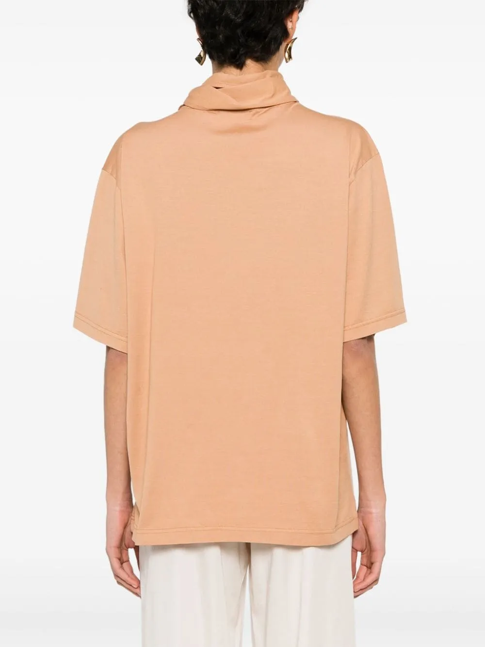 T-shirt a collo alto in beige - donna
